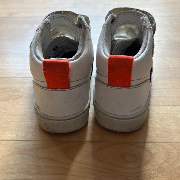 Veja Esplar Mid/high top toddler/kid shoes size 11 - Picture 6 of 6